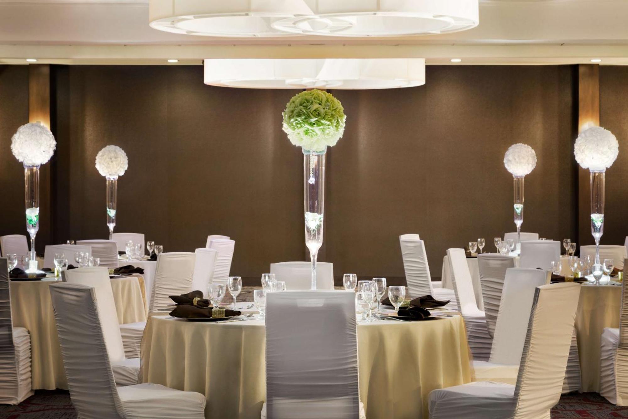 Doubletree By Hilton Hotel Toronto Airport West Mississauga Exteriör bild