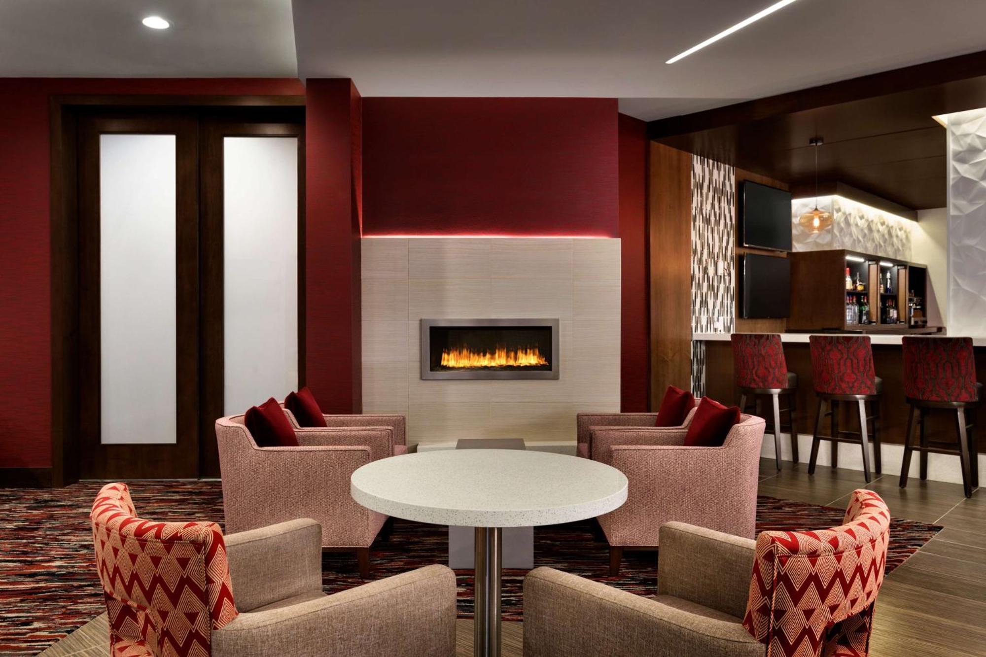 Doubletree By Hilton Hotel Toronto Airport West Mississauga Exteriör bild