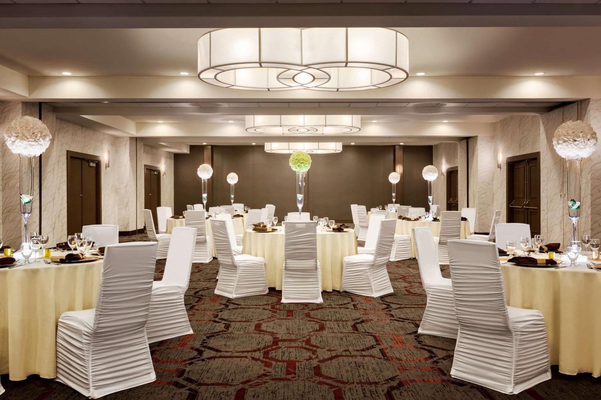 Doubletree By Hilton Hotel Toronto Airport West Mississauga Exteriör bild